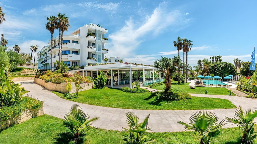 Acacia Palace