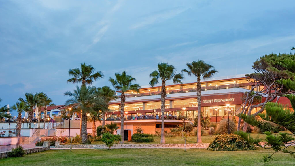 Acapulco Beach & Spa Resort