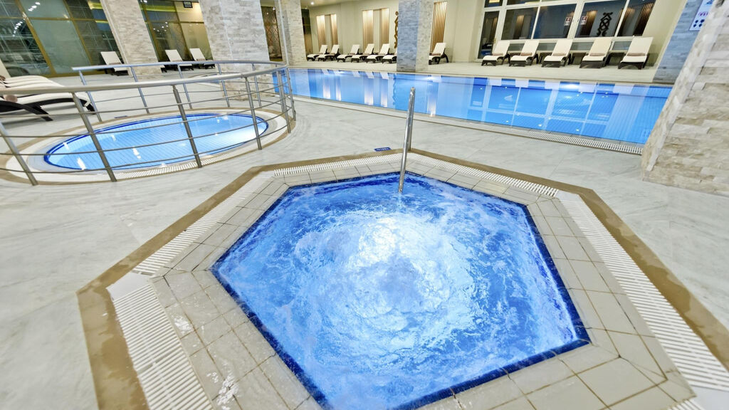 Acapulco Beach & Spa Resort