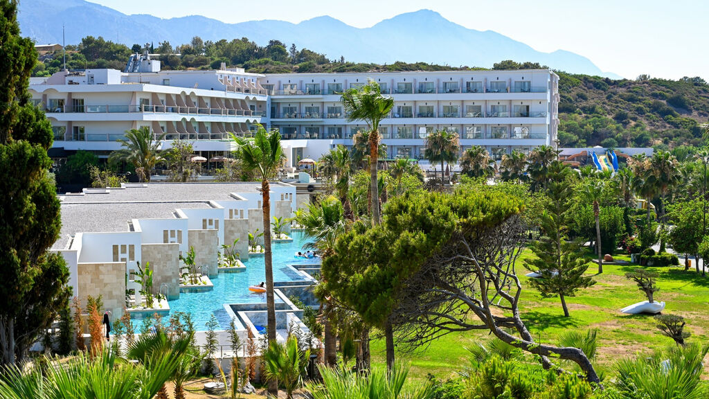 Acapulco Beach & Spa Resort