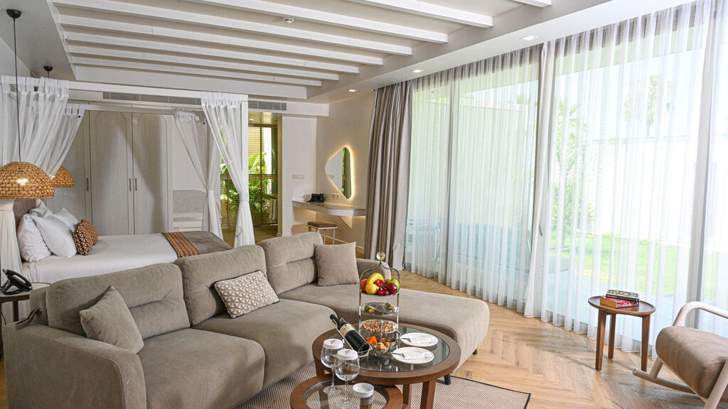 Acapulco Beach & Spa Resort