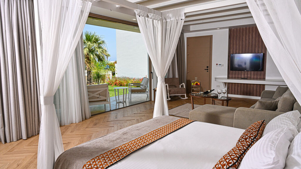 Acapulco Beach & Spa Resort