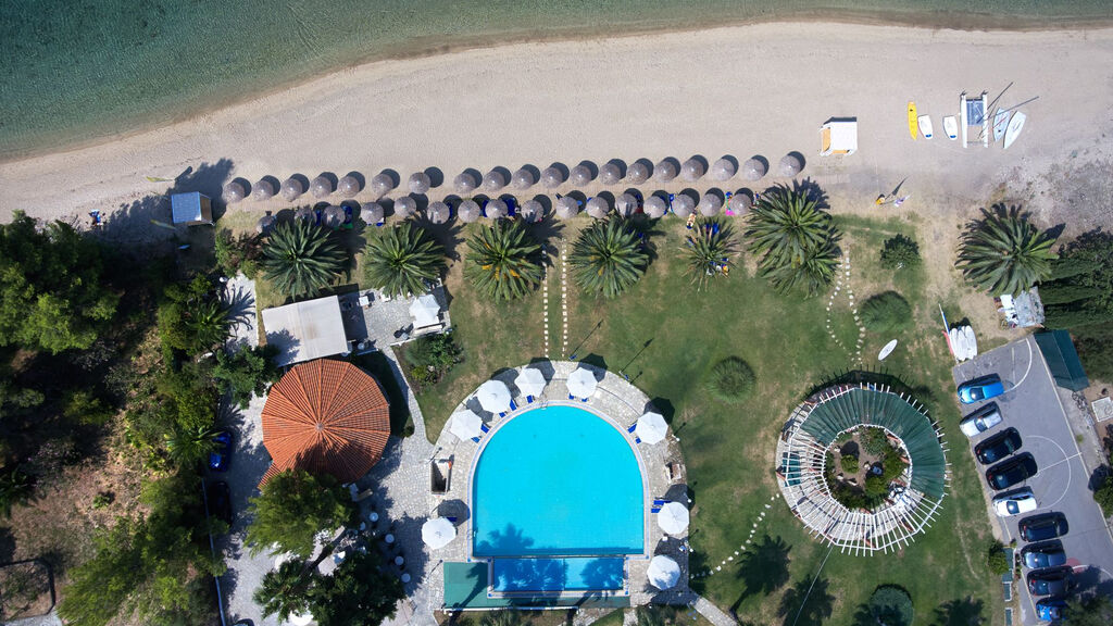 Acrotel Lily Ann Beach