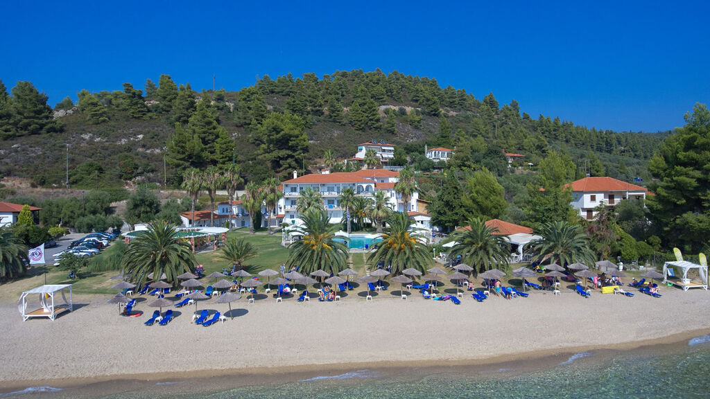 Acrotel Lily Ann Beach