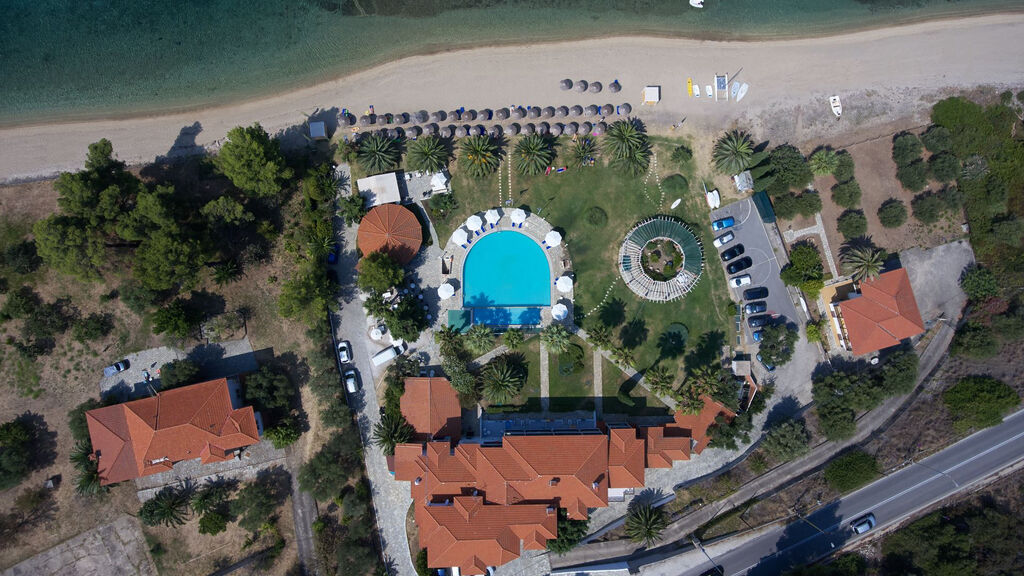 Acrotel Lily Ann Beach