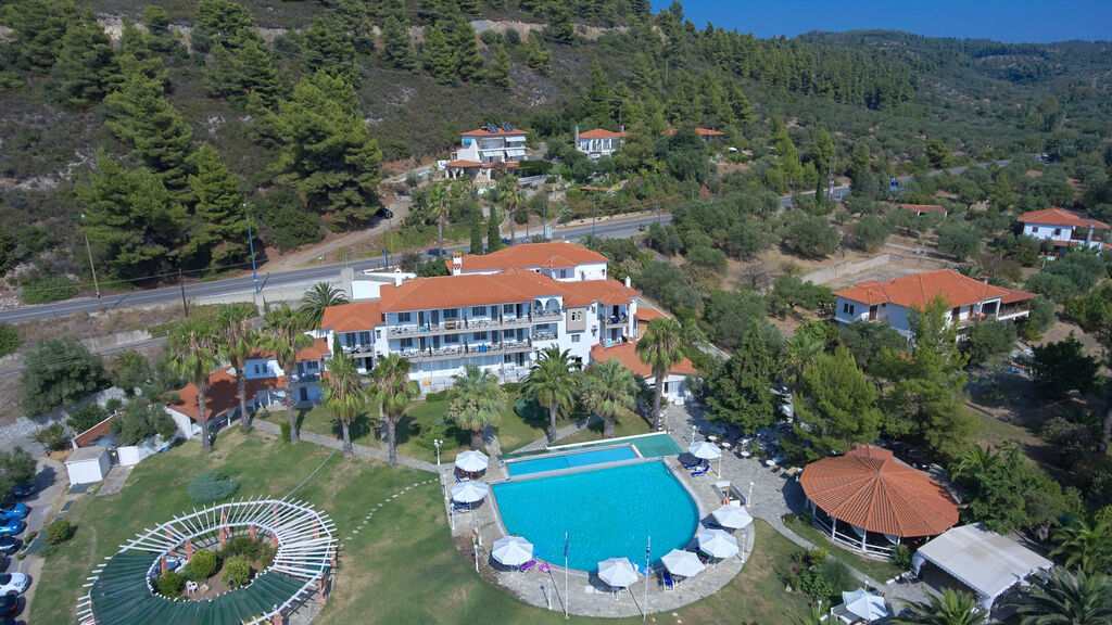 Acrotel Lily Ann Beach