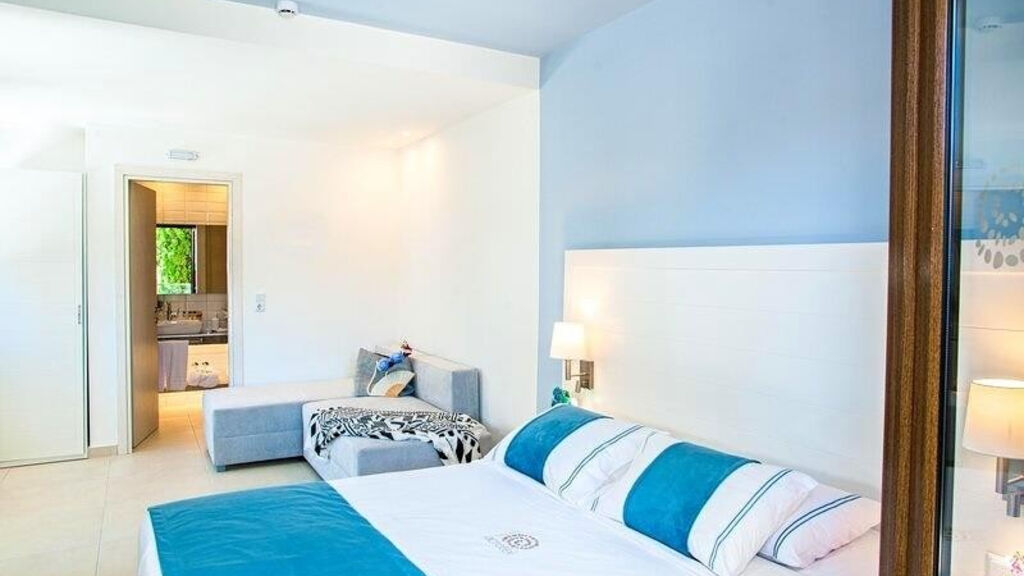 Acrotel Lily Ann Village
