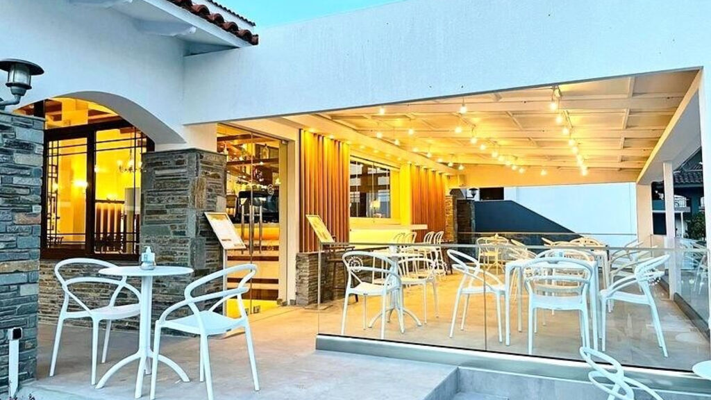 Acrotel Lily Ann Village