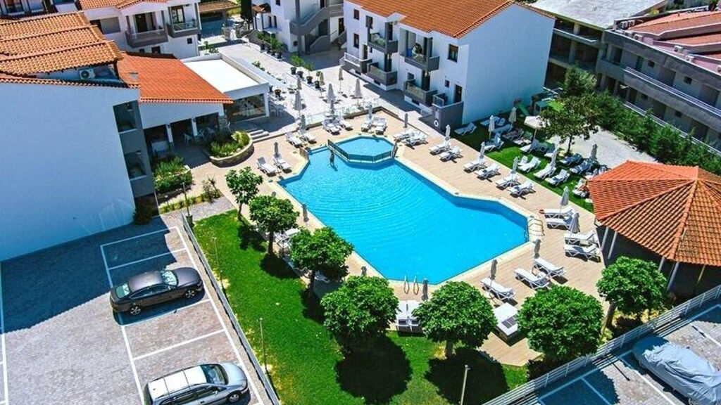 Acrotel Lily Ann Village