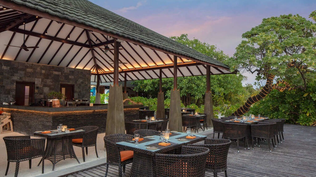 Adaaran Select Meedhupparu