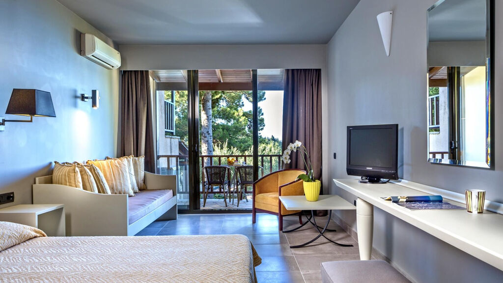 Aeolos Beach Resort
