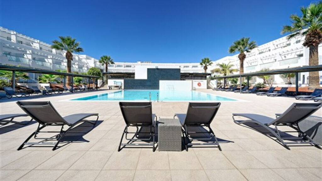 Aequora Lanzarote Suites