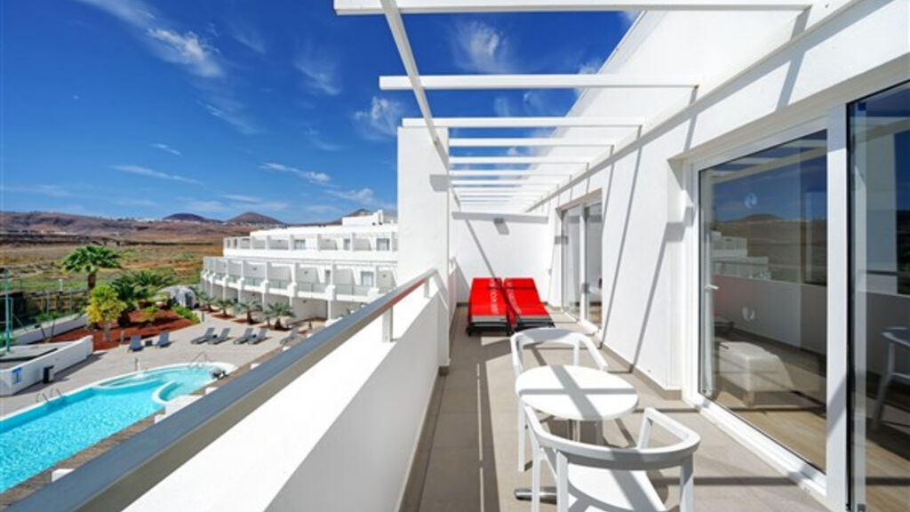 Aequora Lanzarote Suites