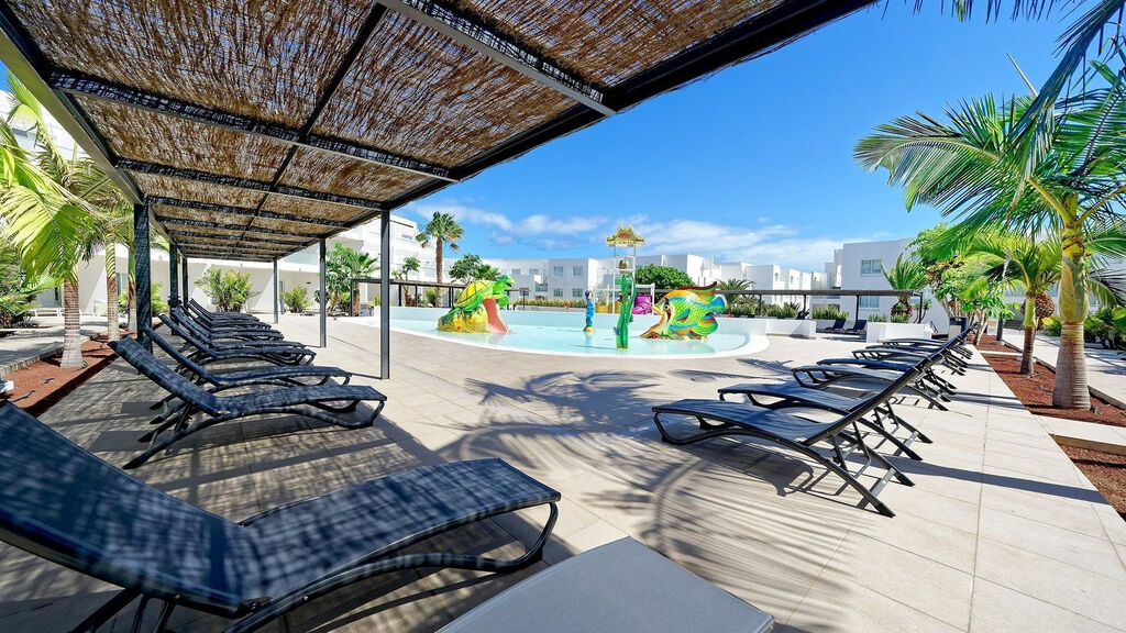 Aequora Lanzarote Suites