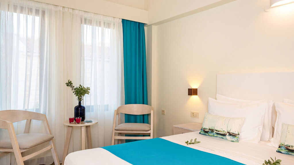 Airis Boutique & Suites