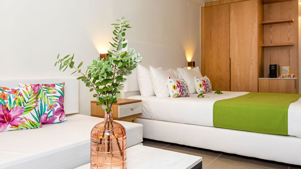 Airis Boutique & Suites