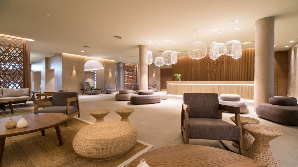 Akasha Beach Hotel & Spa