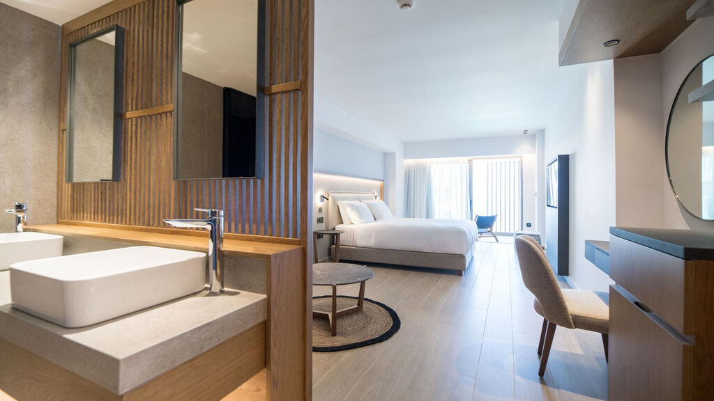 Akasha Beach Hotel & Spa