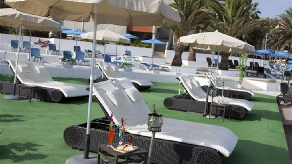 Alborada Ocean Club