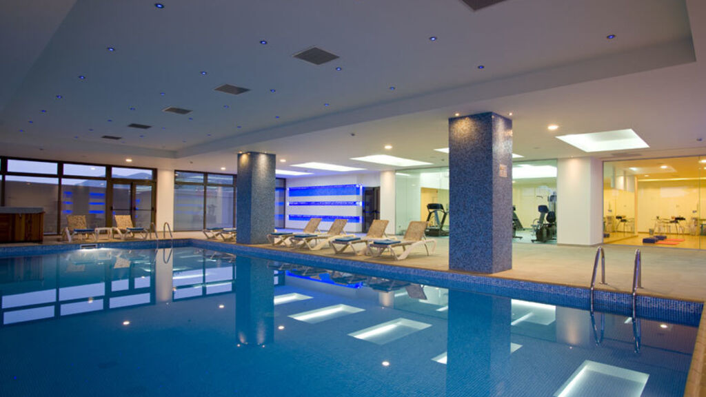 Alea Hotel & Suites