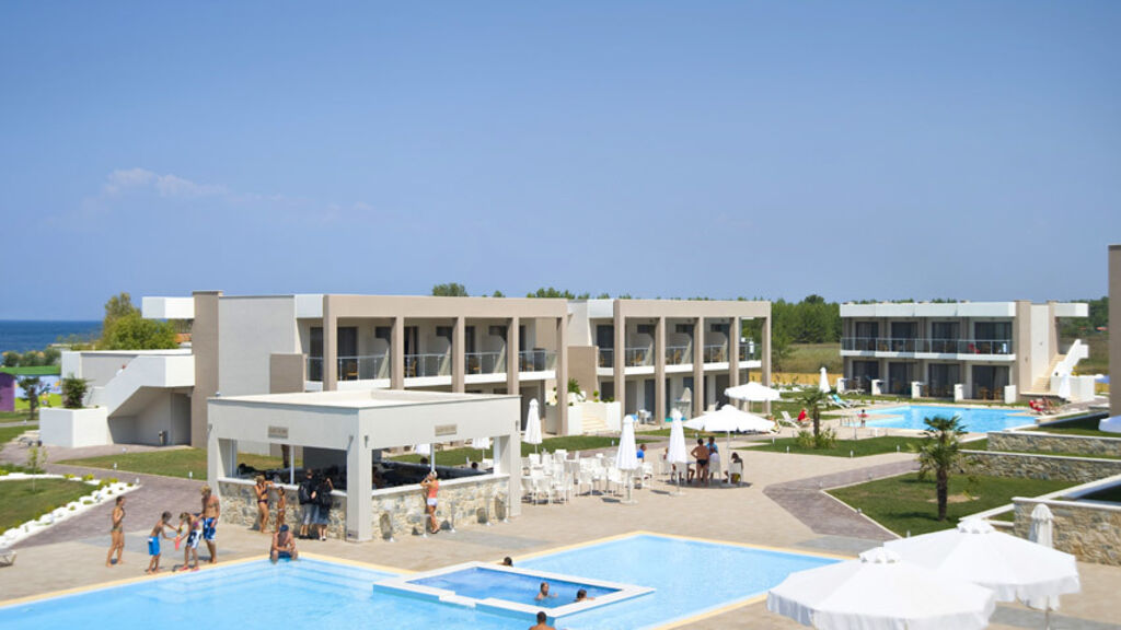 Alea Hotel & Suites