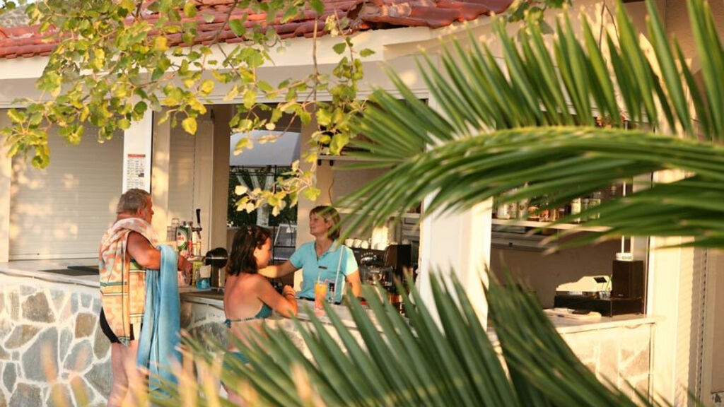 Alea Hotel & Suites