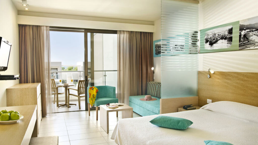 Alea Hotel & Suites