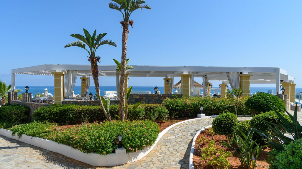 Alexander Beach Hotel & Village Resort