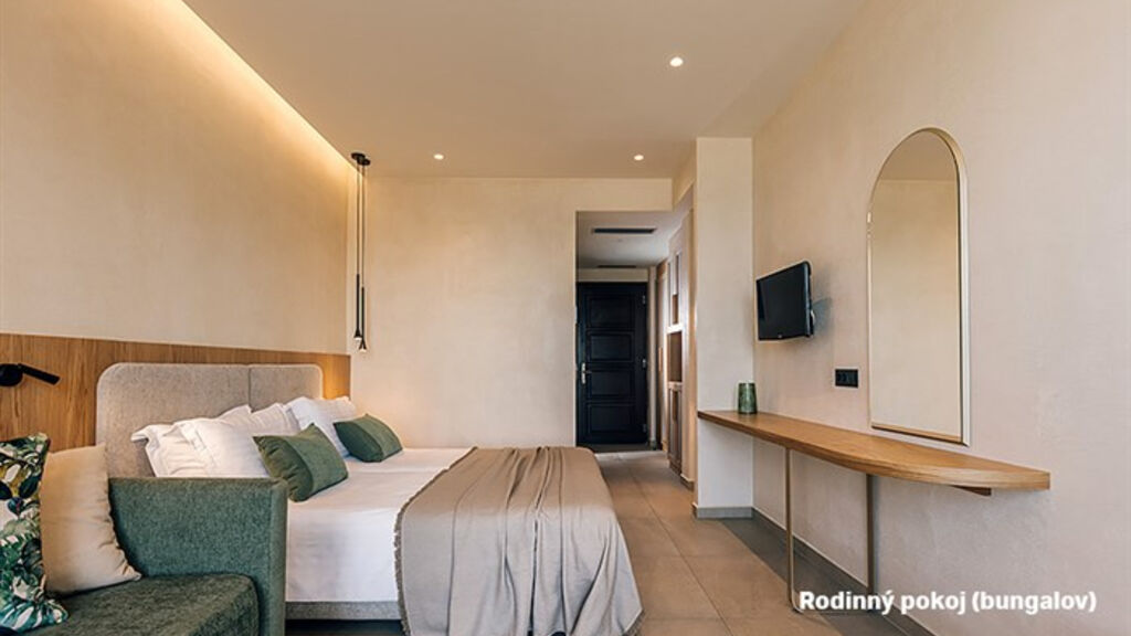 Alexandra Beach Resort & Spa
