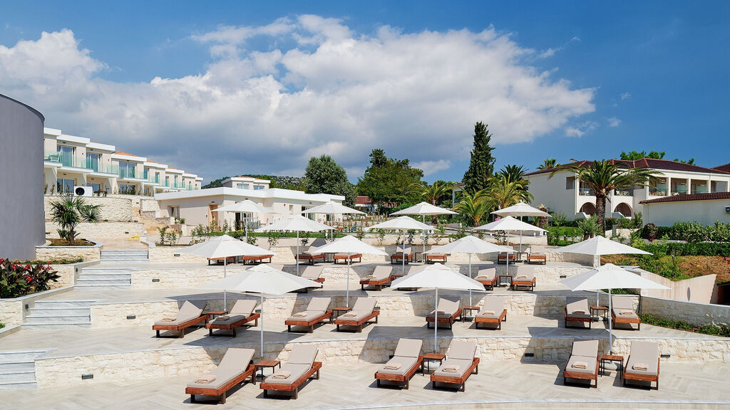 Alexandra Elegance Family Luxury