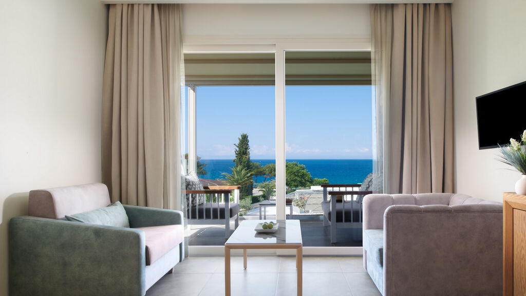 Alexandra Elegance Family Luxury