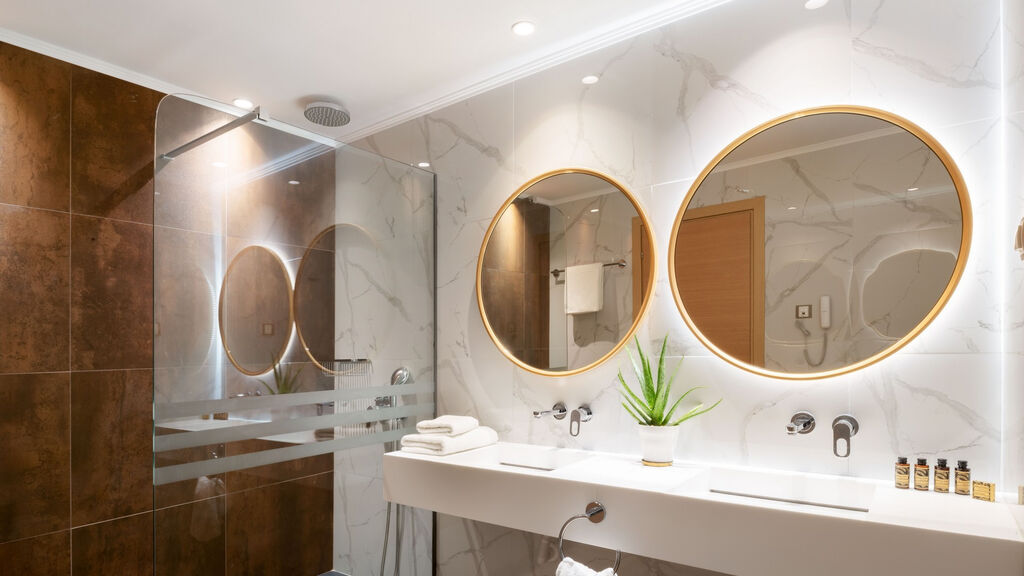 Alexandra Elegance Family Luxury