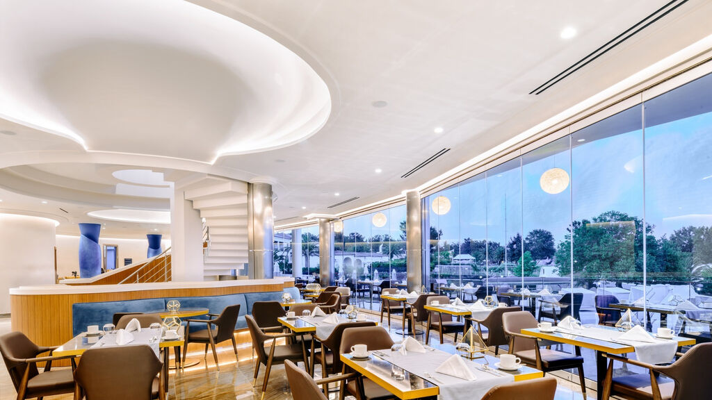 Alexandra Elegance Family Luxury