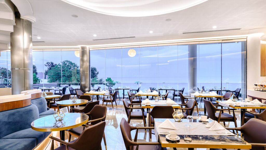 Alexandra Elegance Family Luxury