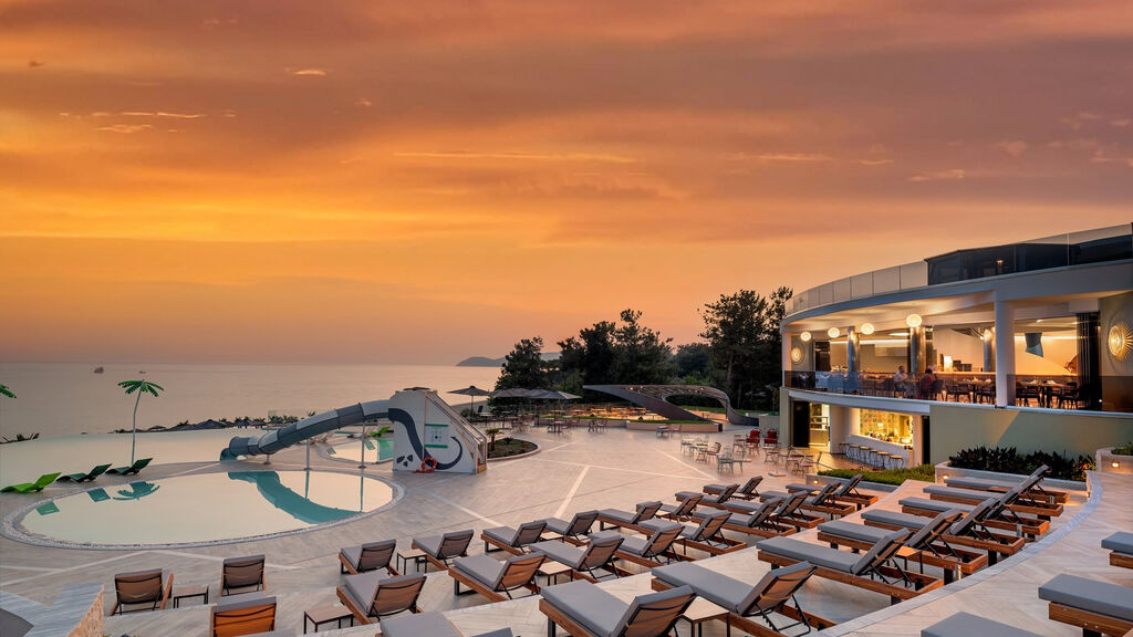 Alexandra Elegance Family Luxury