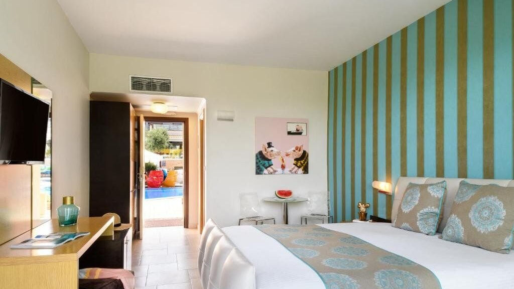 Alexandra Golden Thassos Boutique