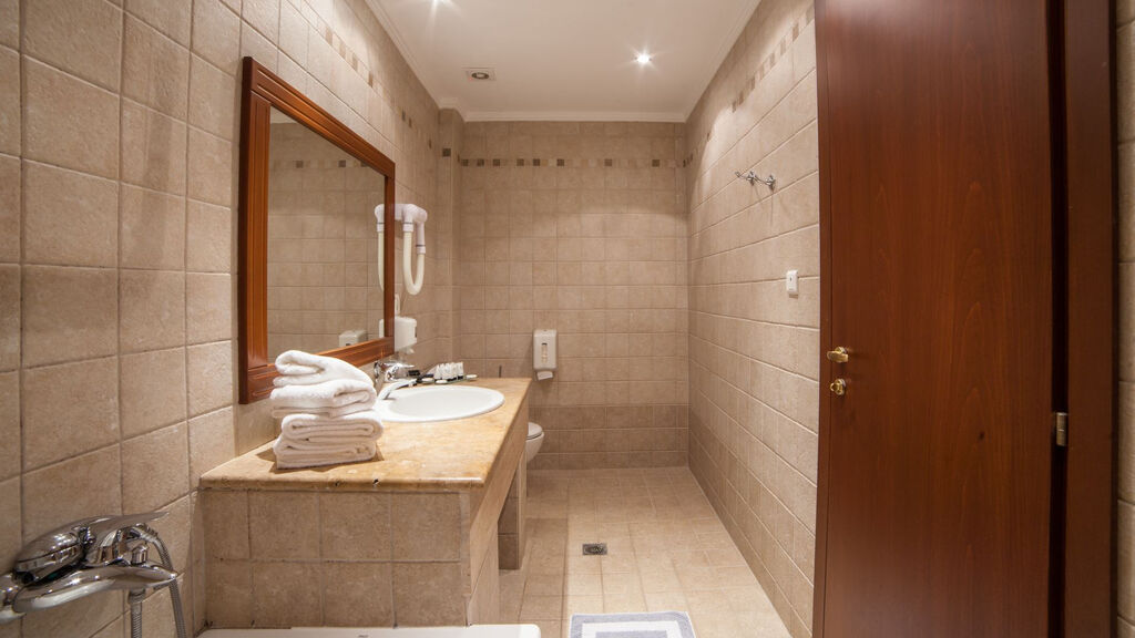 Alexandros Palace Hotel & Suites