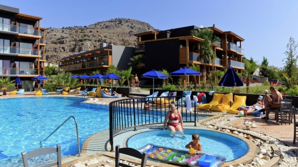 Alia Mare Resort