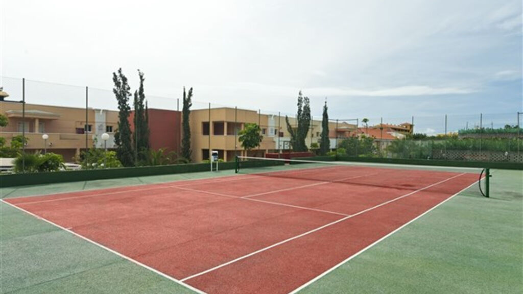 Allegro Isora
