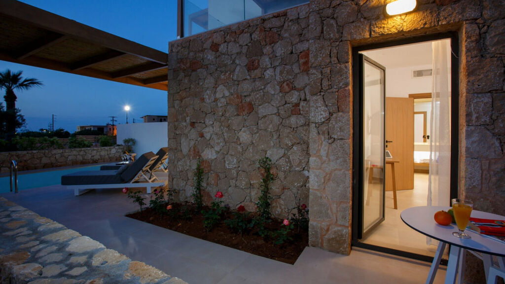 Aloe Boutique Hotel Powered By Anissa Beach