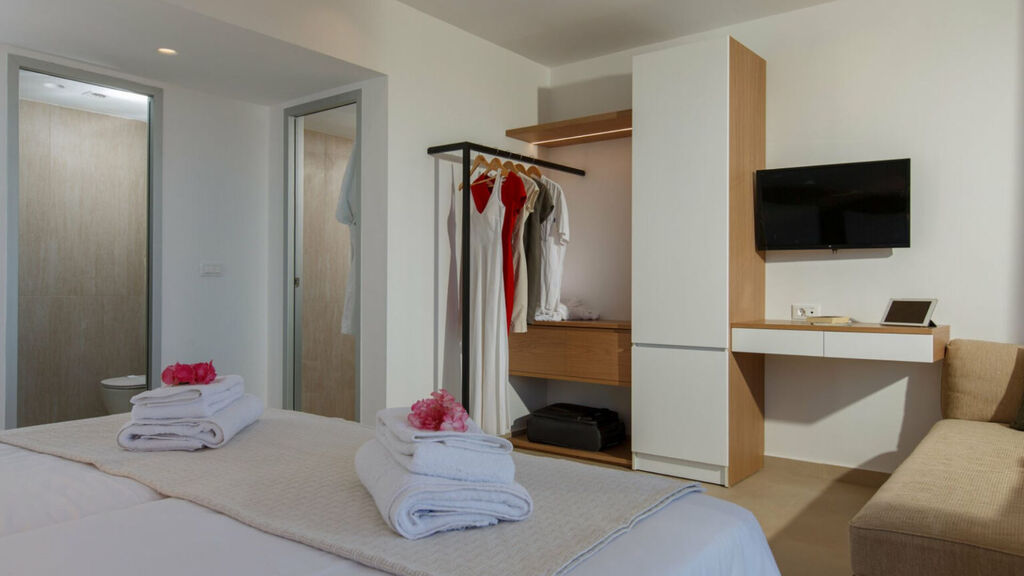 Aloe Boutique Hotel Powered By Anissa Beach