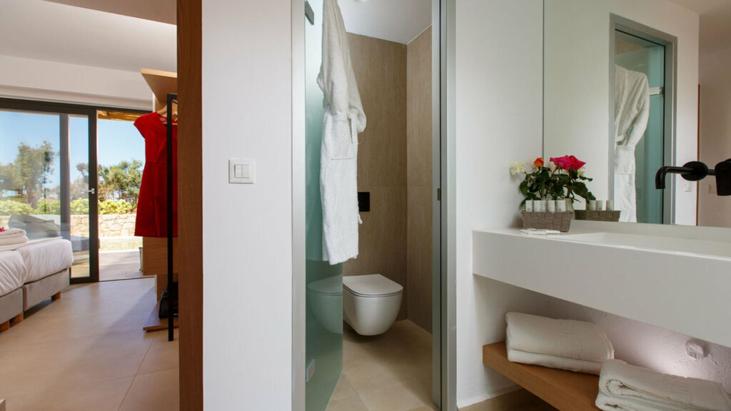 Aloe Boutique Hotel Powered By Anissa Beach