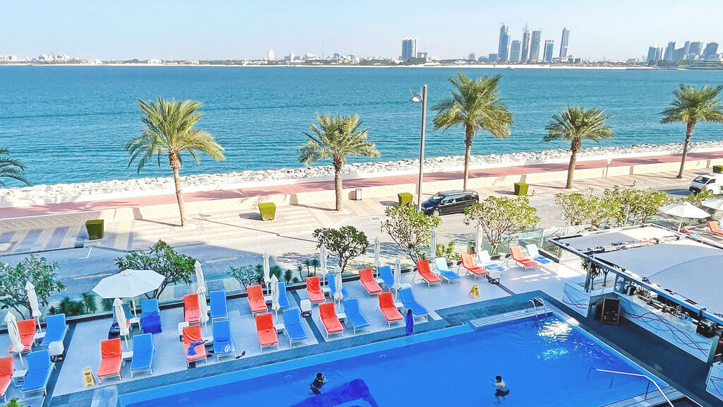 Aloft The Palm