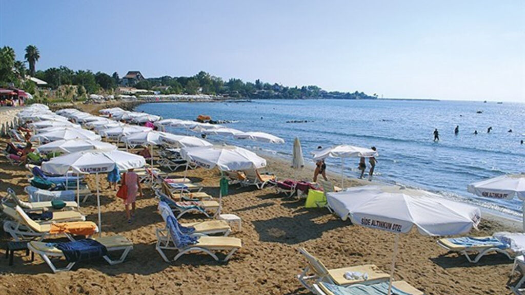 Altinkum Beach