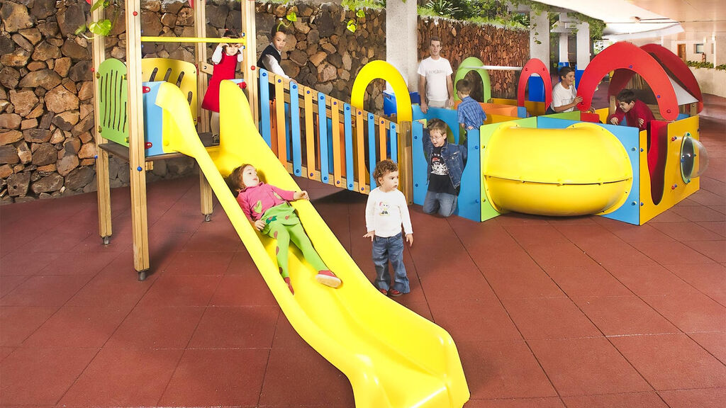 Alua Tenerife