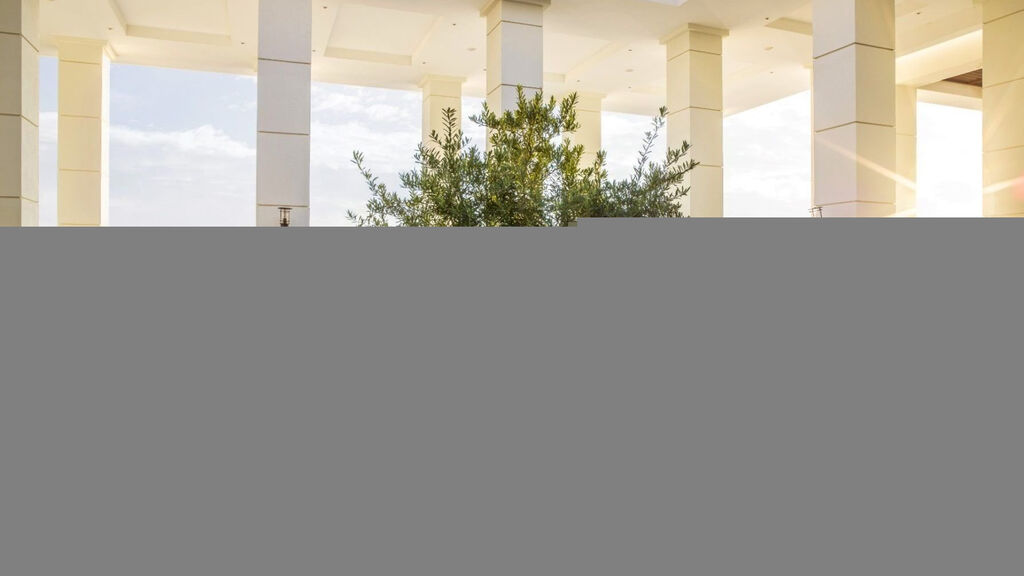 Amavi, MadeForTwo Hotels