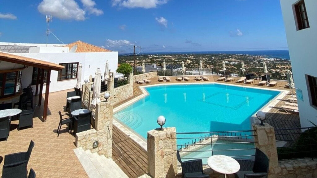 Amazones Village Suites