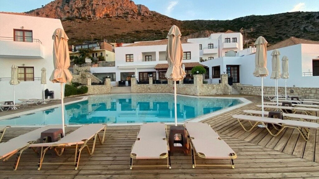 Amazones Village Suites