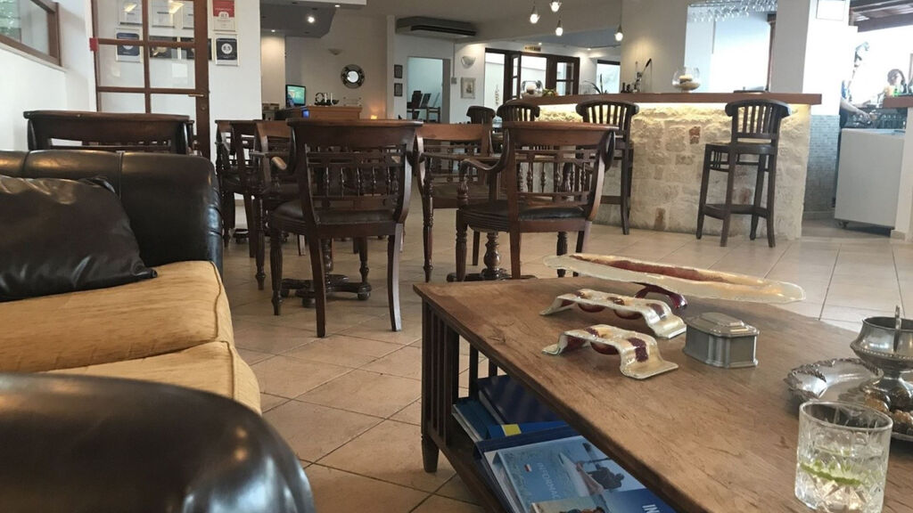 Amazones Village Suites