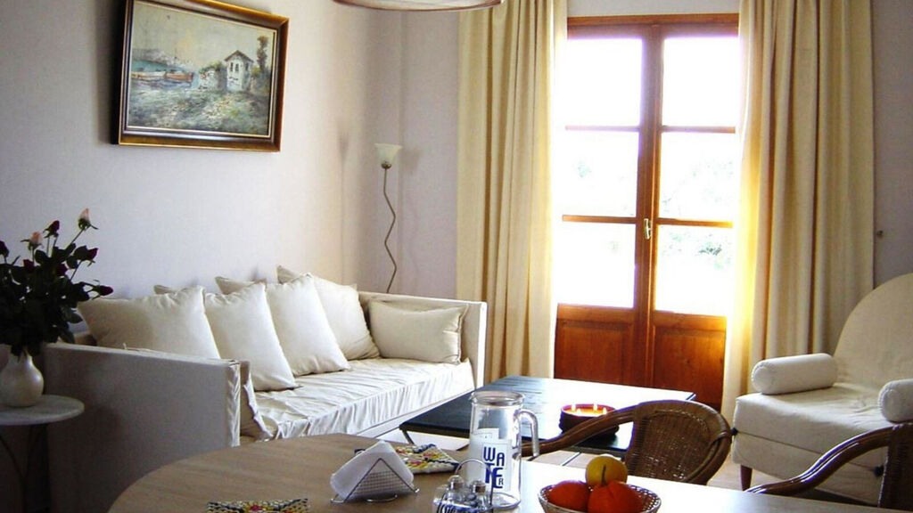 Amazones Village Suites